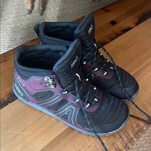 Xero Women's Black and Purple Lace Up Boots